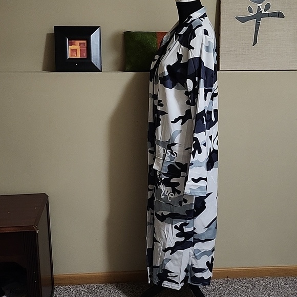 Duster - Picture 2 of 4